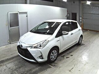 2019 Toyota Vitz III (XP130) Рестайлинг 2, белый, 1070000 рублей, вид 3