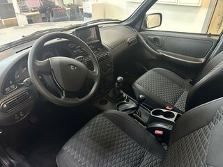 2025 Lada (ВАЗ) Niva Travel I, серебристый, 1599000 рублей, вид 4