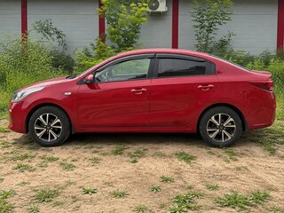 2017 Kia Rio IV, красный, 1160000 рублей, вид 3