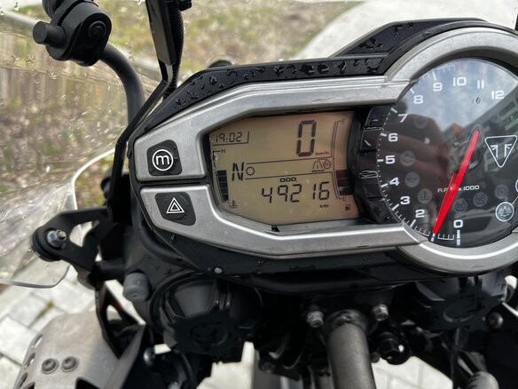 2015 Triumph Tiger 800, красный, 765000 рублей - вид 10