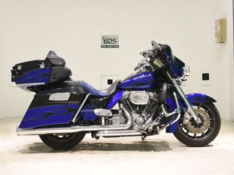 2011 Harley-Davidson Electra Glide, чёрный, 826000 рублей, вид 1