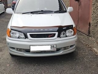 1999 Toyota Ipsum I (M10), белый, 599000 рублей, вид 3