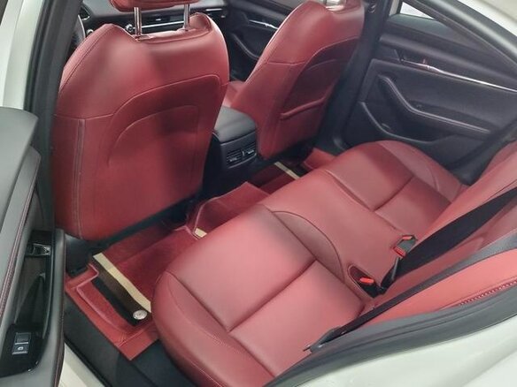 2026 Mazda 3 Axela IV (BP), белый, 1980000 рублей - вид 14