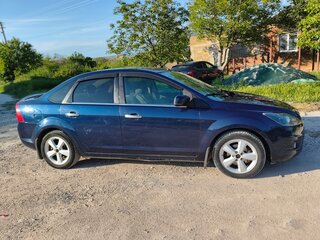 2010 Ford Focus II Рестайлинг, синий, 500000 рублей, вид 2