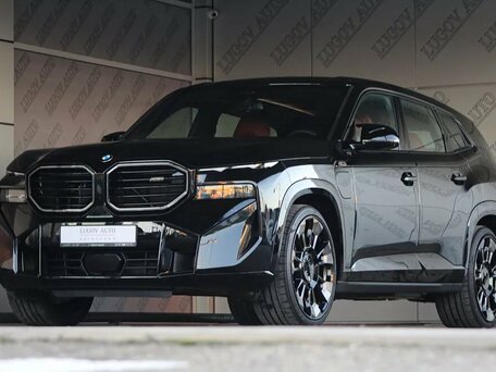 BMW XM