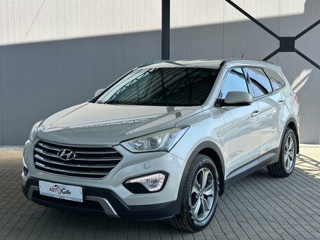 Hyundai Santa Fe III