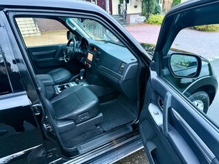 2013 Mitsubishi Pajero IV Рестайлинг 1, чёрный, 2650000 рублей, вид 5