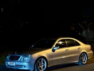 2003 Mercedes-Benz E-Класс 240 III (W211, S211), серебристый, 650000 рублей, вид 2
