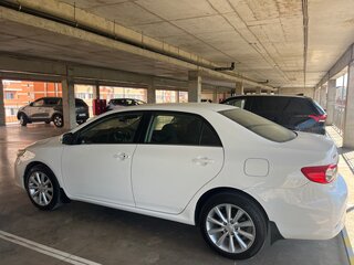 2011 Toyota Corolla X (E140, E150) Рестайлинг, белый, 1250000 рублей, вид 5