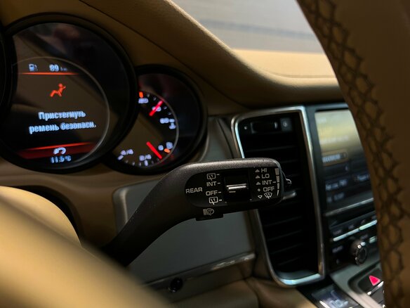 2011 Porsche Panamera 4 I, красный, 2350000 рублей - вид 22