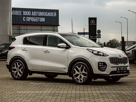 2018 Kia Sportage IV, белый, 1815000 рублей, вид 3