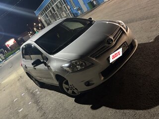 2010 Toyota Auris I Рестайлинг, серебристый, 1049000 рублей, вид 2