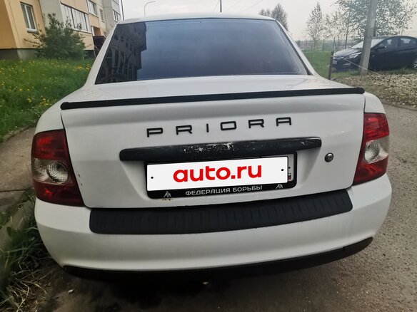 2011 Lada (ВАЗ) Priora I, белый, 285000 рублей - вид 2