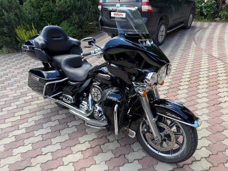 2015 Harley-Davidson Electra Glide, чёрный, 1280000 рублей, вид 2
