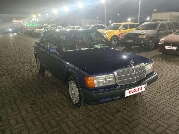 1992 Mercedes-Benz 190 (W201), синий - вид 9