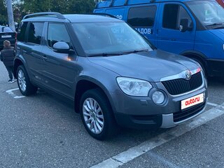 2014 Skoda Yeti I, серый, 990000 рублей, вид 2