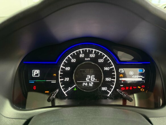 2020 Nissan Note e-Power II Рестайлинг, серебристый, 1300000 рублей - вид 14