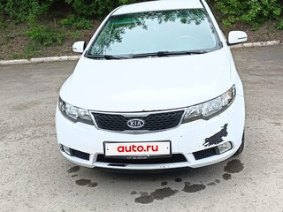 2012 Kia Cerato 6-speed II, белый, 510000 рублей, вид 2