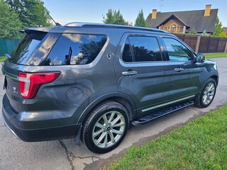 2016 Ford Explorer V Рестайлинг, серый, 2130000 рублей, вид 4
