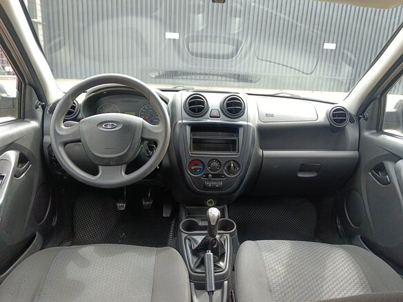 2014 Lada (ВАЗ) Granta I, серебристый, 435000 рублей - вид 17