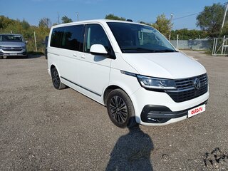 2022 Volkswagen Multivan T6 Рестайлинг, белый, 7990000 рублей, вид 4