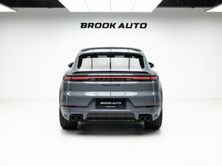 2026 Porsche Cayenne GTS Coupé III Рестайлинг, серый, 25990000 рублей, вид 5