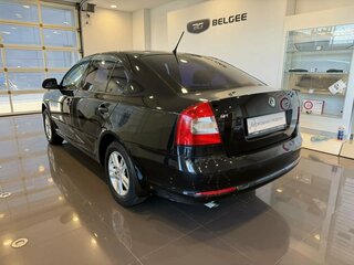 2013 Skoda Octavia II (A5) Рестайлинг, чёрный, 949000 рублей, вид 2