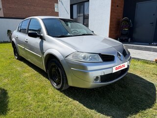 2008 Renault Megane II Рестайлинг, серебристый, 320000 рублей, вид 3