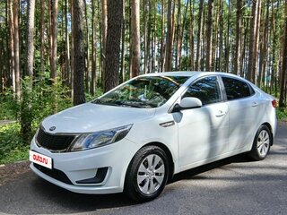 2014 Kia Rio III, белый, 730000 рублей, вид 1