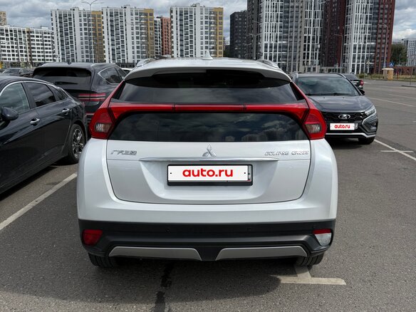2022 Mitsubishi Eclipse Cross I, белый - вид 2