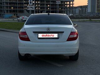 2010 Mercedes-Benz C-Класс 180 BlueEFFICIENCY III (W204), белый, 1250000 рублей, вид 5