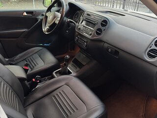 2013 Volkswagen Tiguan I Рестайлинг, белый, 1800000 рублей, вид 5