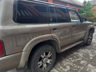 2002 Nissan Patrol V (Y61), бежевый, 900000 рублей, вид 2