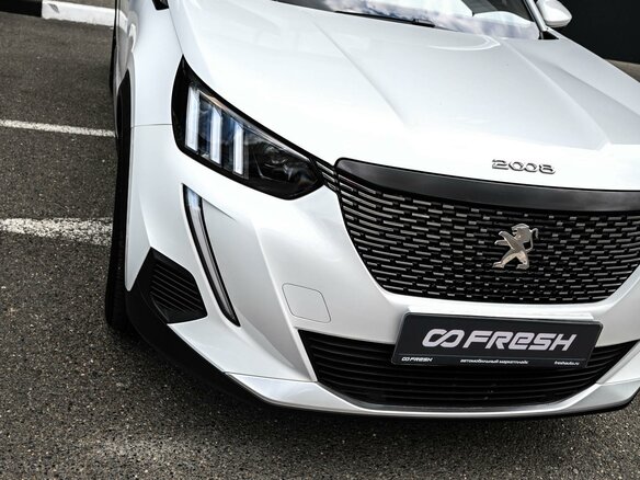 2021 Peugeot 2008 II, белый, 1829000 рублей - вид 5