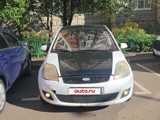 2006 Ford Fiesta Mk5, белый, 235000 рублей, вид 1