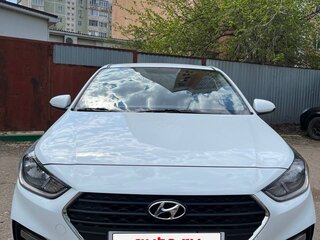 2019 Hyundai Solaris II, белый, 1450000 рублей, вид 2