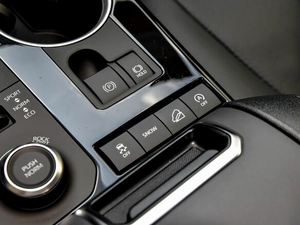 2026 Toyota Highlander IV (XU70), чёрный - вид 20