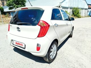 2011 Kia Picanto II, бежевый, 880000 рублей, вид 5