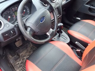 2006 Ford Fiesta Mk5, красный, 400000 рублей, вид 4