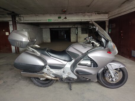 2002 Honda ST 1300, серебристый, 635000 рублей, вид 1