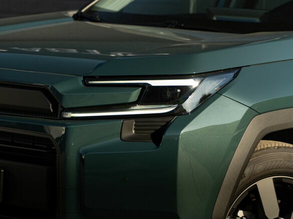 2026 Toyota RAV4 VI (XA60), зелёный, 4225000 рублей - вид 2