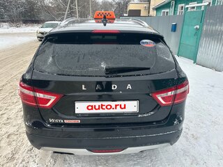 2019 Lada (ВАЗ) Vesta SW Cross I, чёрный, 850000 рублей, вид 4