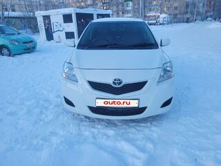 2006 Toyota Belta I, белый, 450000 рублей, вид 3
