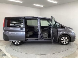 2020 Honda Stepwgn V Рестайлинг, серый, 1363000 рублей, вид 5