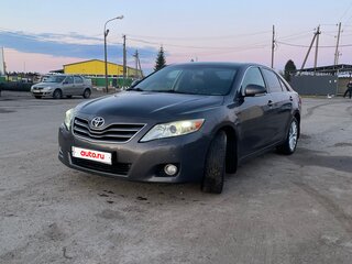 2011 Toyota Camry VI (XV40) Рестайлинг, серый, 990000 рублей, вид 3