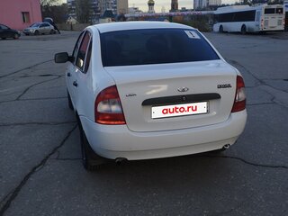 2010 Lada (ВАЗ) Kalina I, белый, 300000 рублей, вид 3