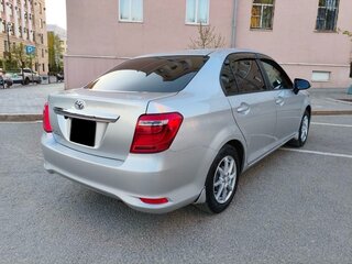 2017 Toyota Corolla Axio XI (E160, E170) Рестайлинг 2, серебристый, 1100000 рублей, вид 3