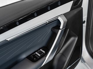 2026 Geely Atlas II, серебристый, 3449990 рублей, вид 3