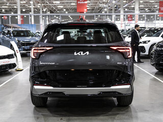 2026 Kia Sportage V Рестайлинг, серый, 5090000 рублей, вид 5