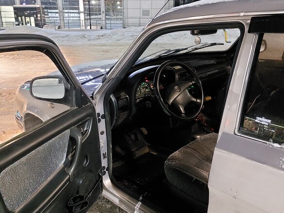 2004 ГАЗ 31105 «Волга», серебристый, 300000 рублей - вид 10